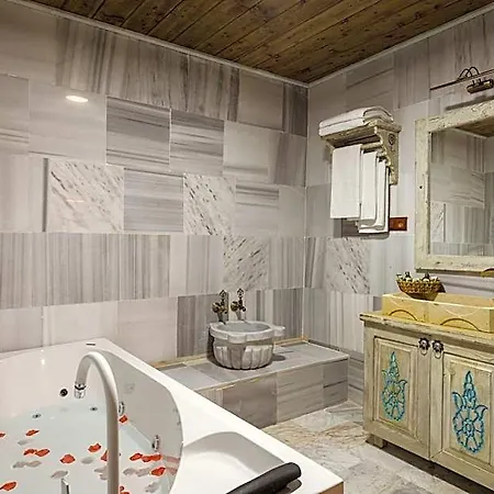 Hotel Yaren Stone House